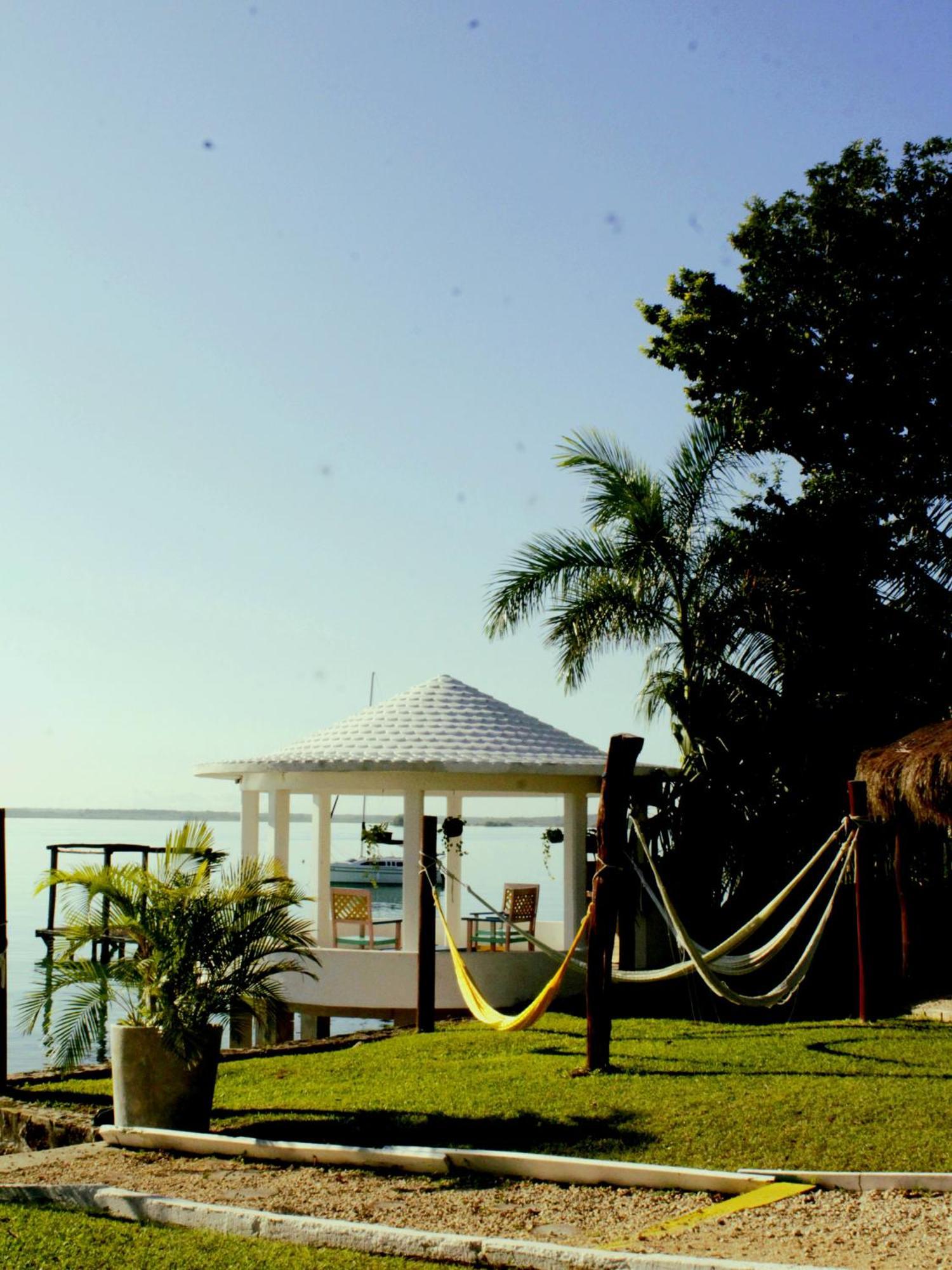 Tropic Bacalar Hotel ภายนอก รูปภาพ